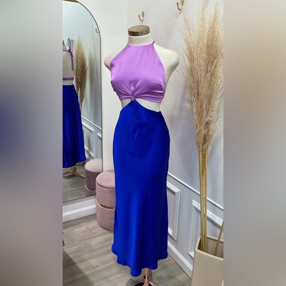 VACATION DRESS - Picture 2 of 3